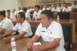 Tim Prabumulih sedang serius mendengarkan paparan external manager PT. GGP. Foto Dokpri