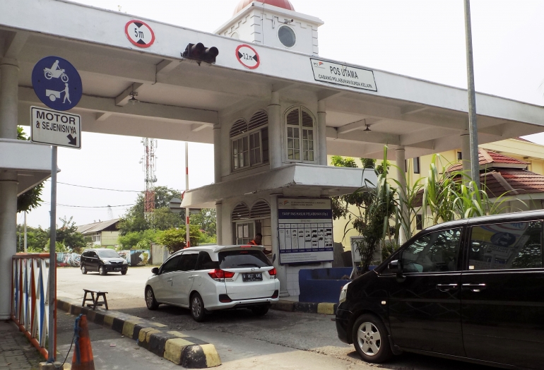 Pintu Masuk Utama Pelabuhan Sunda Kelapa
