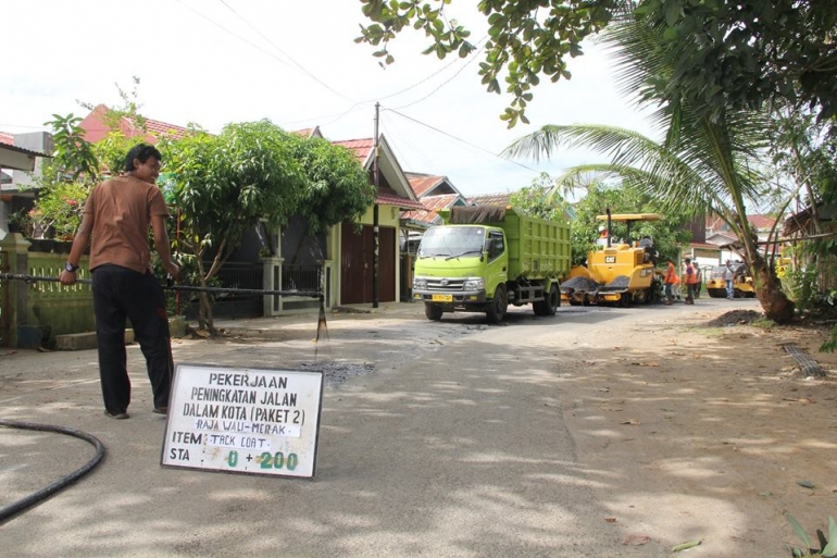 jalan-mulus-5795a363fe22bd0d0ca8c30b.jpg