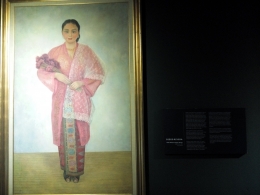 Wanita Berkebaya Melayu karya Diego Rivera, pelukis Meksiko. Untuk memboyong lukisan ini ke Indonesia, Presiden Meksiko sampai harus mengeluarkan dekrit! (foto: dok.pribadi)