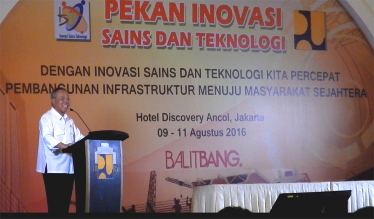Menteri PUPR Basuki Hadimuljono ketika membuka Pekan Inovasi Sains dan Teknologi, pada 9 Agustus 2016. (Foto: Gapey Sandy)