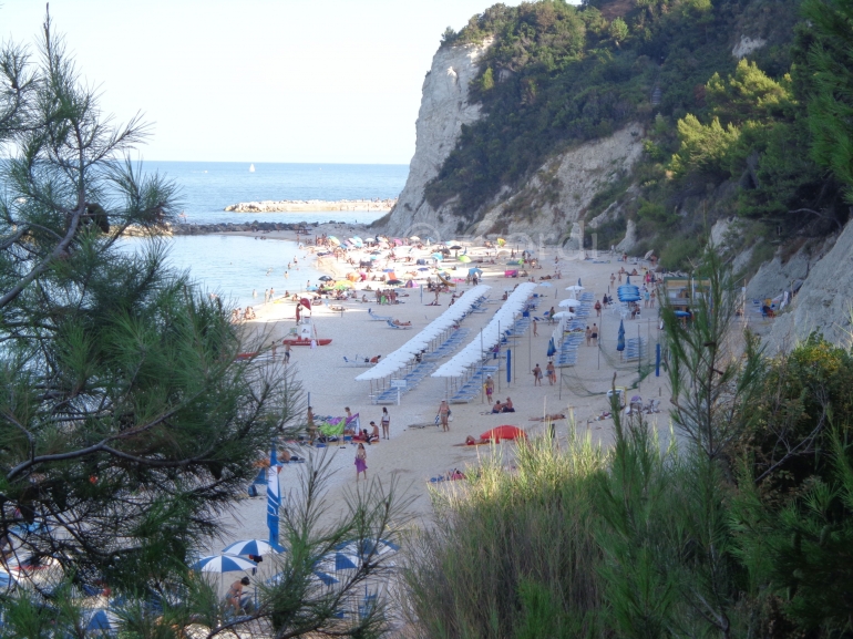 Sudut lain dari Pantai San Michele