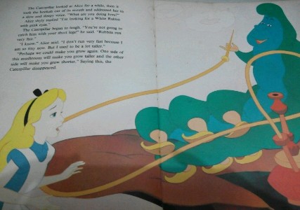 Alice mendapat jamur ajaib dari si ulat bulu (gambar dari buku dongeng Alice in Wonderland)
