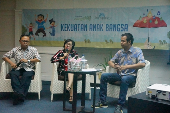 Ki-ka : Bapak kepala cabang Bumi Putera di Yogya, Ibu Ana Mustamin - Direktur SDM dan Umum AJB Bumiputera 1912, Mas Isjet Kompasiana