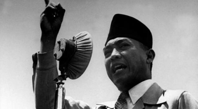 Bung Karno Berpidato (gambar:bintang.com)