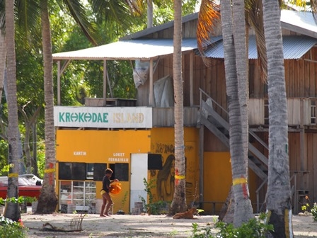 Salah Satu Kafe di Pulau Buaya (Dokpri)
