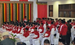 Gambar 1, Paskibra Aceh Tengah 2016 dalam acara Resepsi HUT RI ke 71 (Doc. FMT)