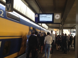 Bila Anda hendak pergi ke Giethoorn dari bandara Schiphol atau Amsterdam, naiklah kereta api ke arah destinasi terakhir Leeuwarden, lalu turun di stasiun Steenwijk. (Foto dok. Suryadi)
