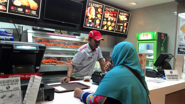 Pesan di KFC tidak pake lama/foto pribadi