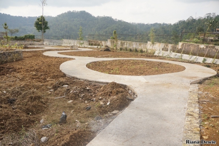 Rute Jalan di Taman Atsiri (Dok.Pri)