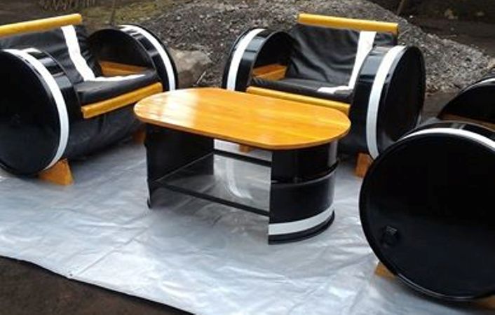 Mengubah Drum  Bekas  Jadi Mebel Berkelas Halaman 1  Mengubah Drum  Bekas  Jadi Mebel Berkelas Halaman 1