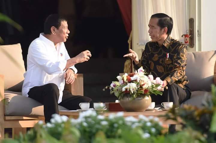 Pertemuan antara Presiden Fiipina Rodrigo Duterte dengan Presiden Indonesia Jokowi di Istana Negara, 9 September 2016. Menurut Duterte, Indonesia bukan hanya tetangga saja, akan tetapi juga satu saudara (Sumber Foto: Liputan6)