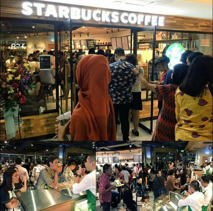 Puluhan orang di Starbucks Malang