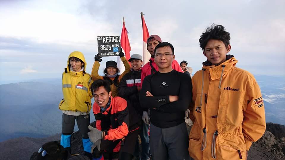 Di puncak Indrapura, Minggu (18/9/2016) pagi. Foto: Koleksi Pribadi