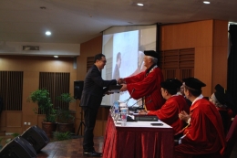   Irwan Djaja, saat dilantik sebagai Doktor Ilmu Hukum di Kampus UPH, Karawaci, Tangerang.