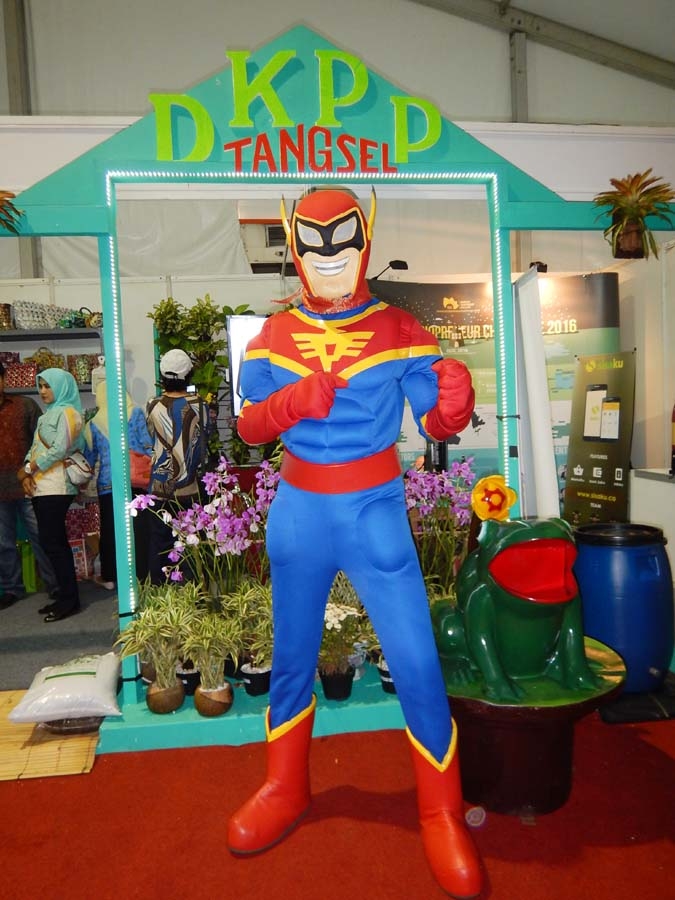 Super hero ala Tangsel, Pelitas. (Foto: Gapey Sandy)