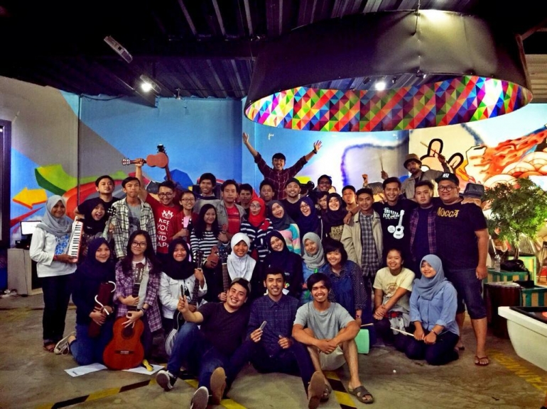 Kelas Mocca: Interaksi komunitas penggemar sekaligus belajar music (kredit foto MyMocca)