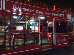 Shuttle Bus Kota Lama Semarang (Source: hellosemarang.com)