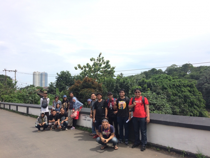 Rombongan Ngojak Vol 2 di Jembatan Panus, Depok (Foto: Diella Dachlan)