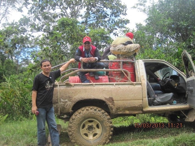 Mobil Offroad di Krayan – doc Pribadi Hendra M