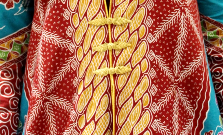 Yang berwarna kuning inilah motif Kacang Kulit Sangrai dan terinspirasi dari pengrajin kacang sangrai di Kelurahan Keranggan, Kecamatan Setu, Tangsel. (Foto: Gapey Sandy)