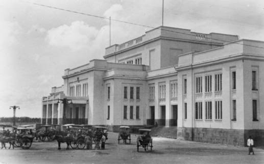 Stasiun Tanjung Priok jaman dulu (dok. media.rooang.com)