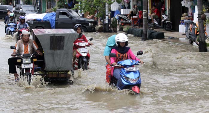 Banjir di Aceh Tahun 2014 (Sumber: Junaidi Hanafiah, mongabay.co.id)