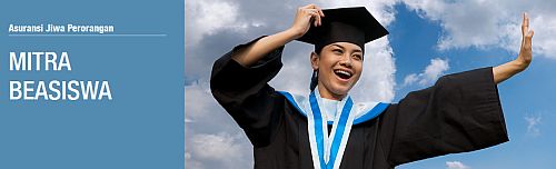 Melihat anak lulus hingga perguruan tinggi merupakan haralan setiap orang tua (dok. Bumiputera.com)