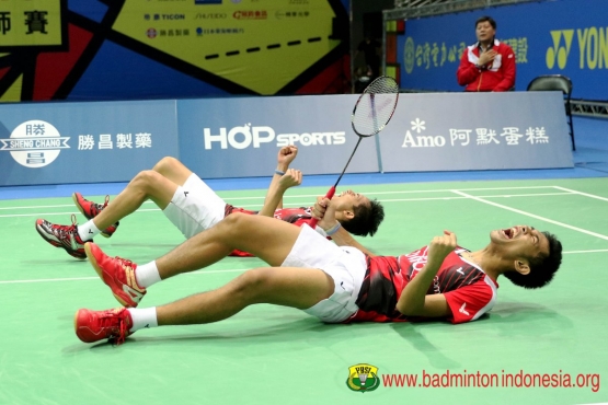 Ekpresi Rian/Fajar usai mengunci gelar juara/badmintonindonesia.org