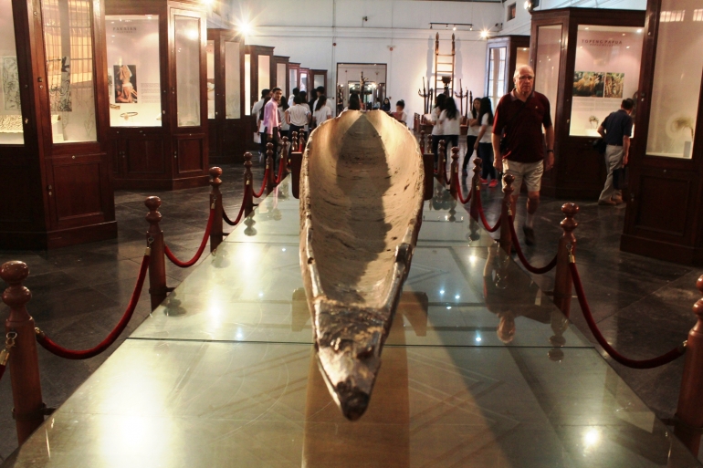 Pengunjung di Museum Nasional. (Foto: ISJ)