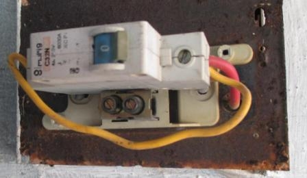 12-580f636abb22bdeb58e1acfe.jpg