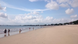 Gambar Pantai dengan Angle Biasa | dokumen pribadi