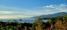 Gambar 2. Lanscape view dari Komplek Perkantoran Gubernur Provinsi Papua Barat; Sumber: Dokumentasi Peneliti