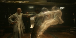 Pada scene inilah, Doctor Strange mulai mempercayai metafisika (sumber: http://static.srcdn.com/wp-content/uploads/doctor-strange-movie-tilda-swinton-benedict-cumberbatch.jpg)