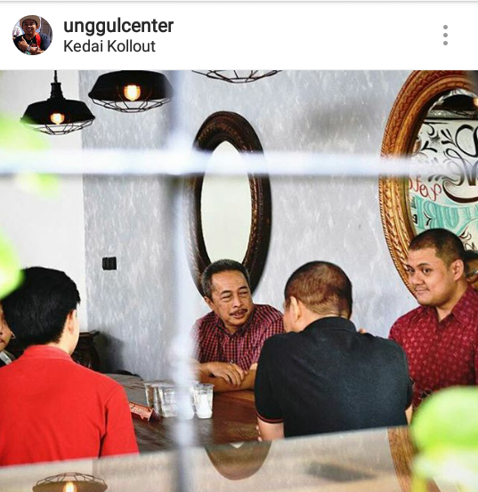 Diskusi bersama pemilik salah satu UMKM Kedai Kopi