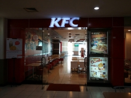 KFC ITC Permata Hijau tampak depan (dok. pribadi)