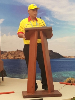 Sambusir saat menjadi pembicara di COP-22, ia mempresentasikan alat pemadam kebakaran inovasinya Sambuponti Nozzle.