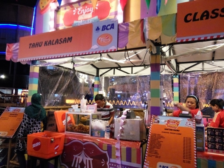 Suasana kedai di JSFF 2016 (dokpri)