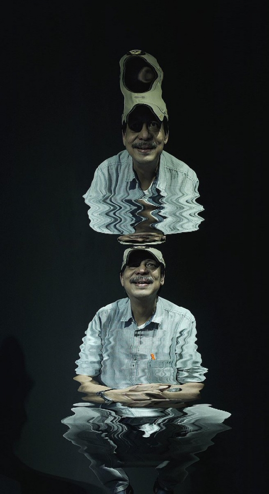 Kesempatan pengunjung berinteraksi, membuat sendiri karya seni foto. (Foto; @AbadFotografi)