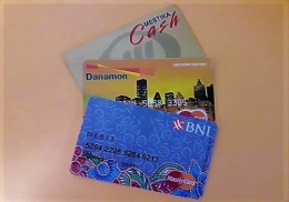 Kartu ATM dan Debit (dokpri)