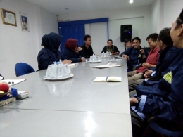 Diskusi bersama Pak Kholid Amrulloh (wartawan Radar Malang)