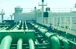 Infrastruktur penyimpanan, pengolahan dan penyaluran gas bahan baku LPG di atas kapal Pertamina Gas 2 (dok. pri).