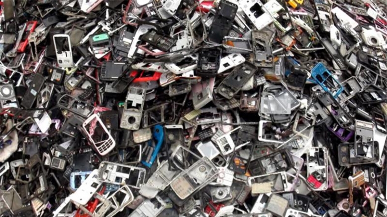 Electronic waste. (credit: aljazeera.com)