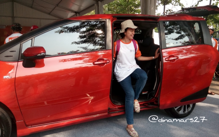 Kendaraan Multifungsi yang Aman dan Nyaman untuk Keluarga Kendaraan Multifungsi yang Aman dan Nyaman untuk Keluarga