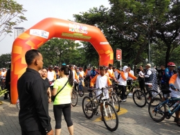 Kegiatan bersepeda dimulai dari The Down Town parking Area Summarecon Mall Bekasi (dokpri)