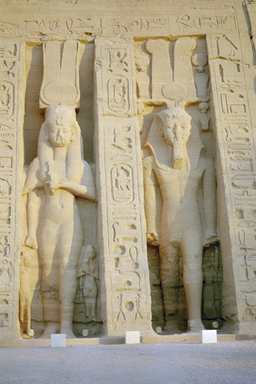 Jejak sejarah ratu Nefertari diabadikan di kuil. Photo: www.york.ac.uk