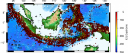 Sebaran kejadian gempa bumi di wilayah Indonesia (sumber data USGS). Peta dibuat menggunakan Generic Mapping Tools (GMT)