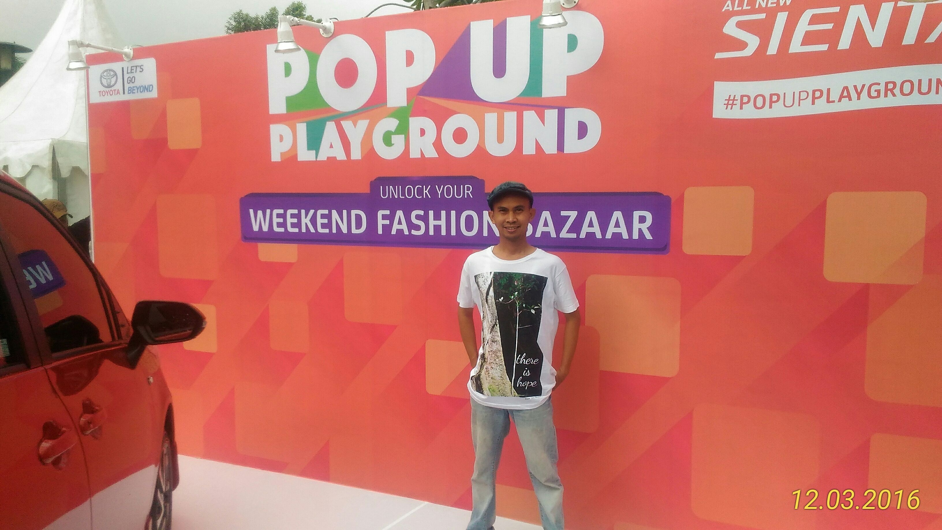 Foto Wajib Di Area Bazar Fesyen Pop Up Play Ground My Sienta