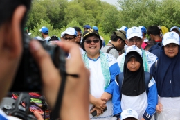 Menteri Siti Nurbaya foto bersama. (Foto GANENDRA)