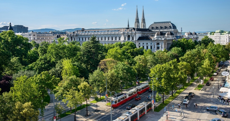 Suasana kota Vienna di Italia, salah satu kandidat most livable city (sumber : www.wien.info)